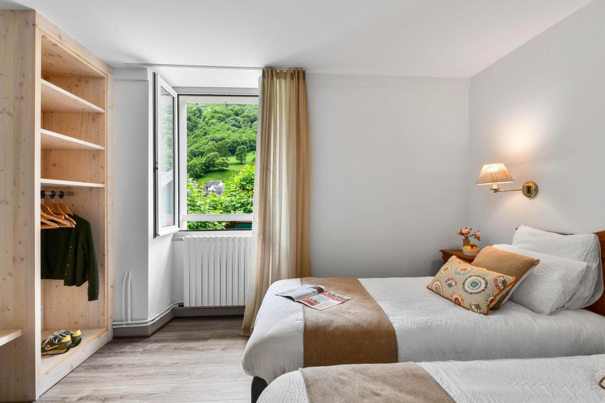 Logis Hotel Etchemaite Larrau Eksteriør billede